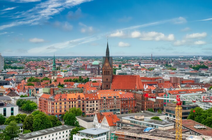 Blick in den vorbereiteten Konferenzsaal im H4 Hotel Hannover Messe – MONTANA beim Frühjahrsforum für Immobilienverwalter des VDIV